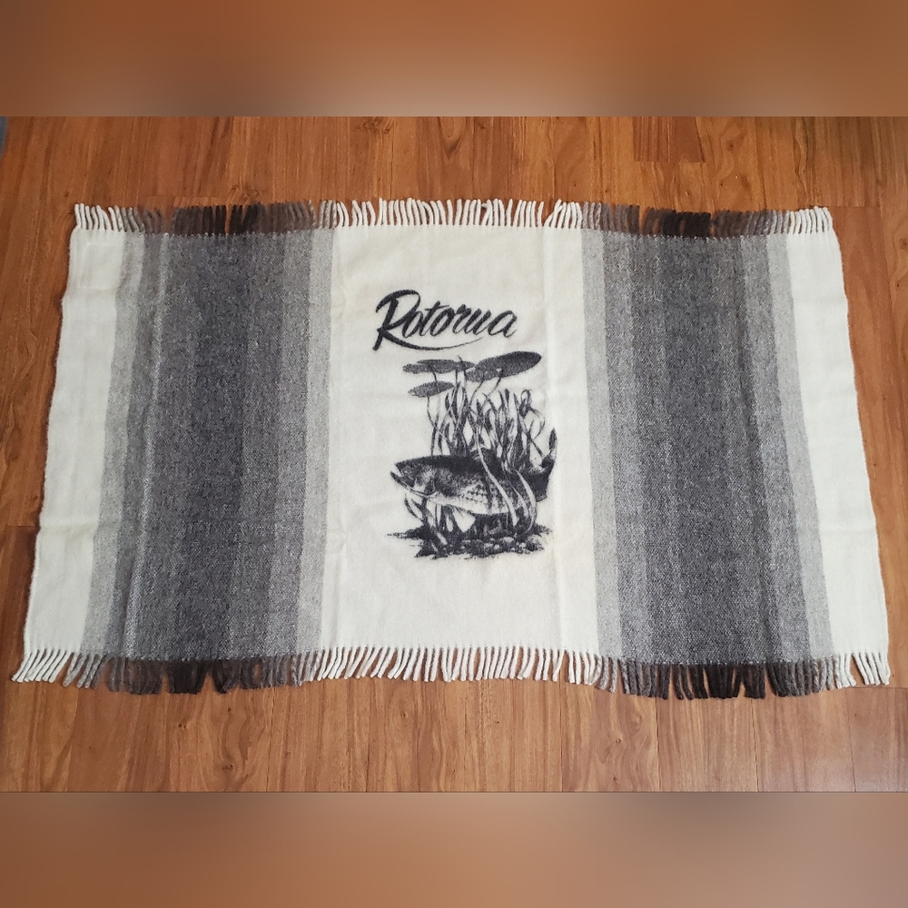 Rusk & Finch Wool Lap Knee Salmon Rotorua New Zealand Blanket Throw